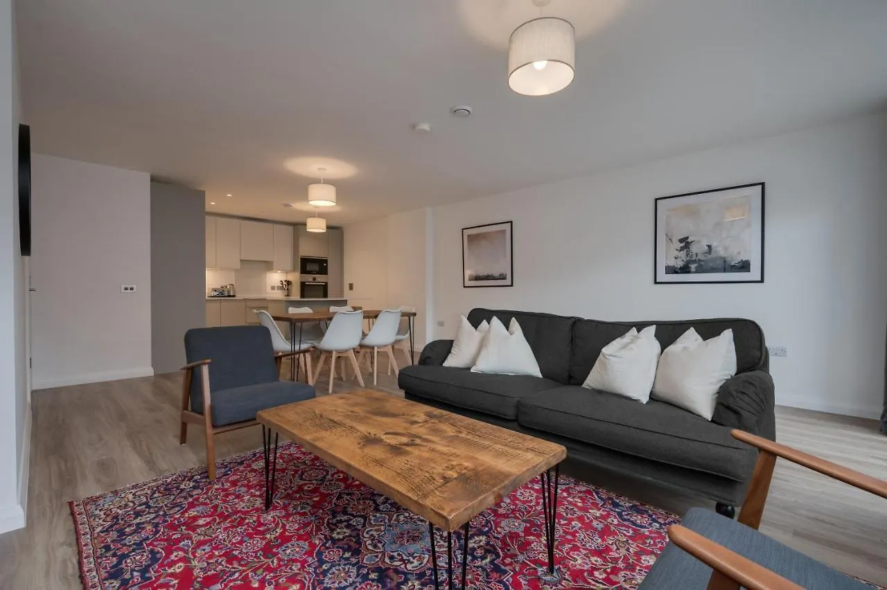 Premium Corporate & Family-Friendly Apartment In Belfast United Kingdom