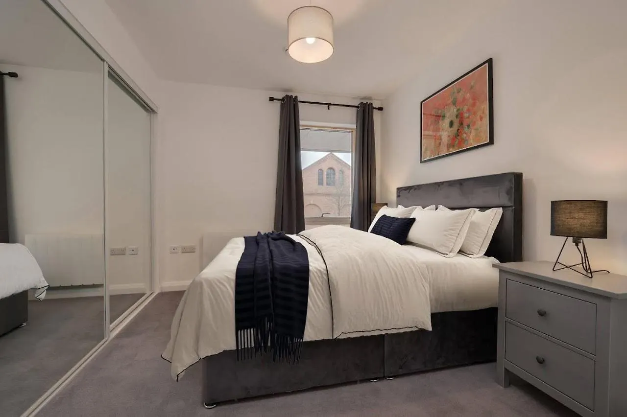 Premium Corporate & Family-Friendly Apartment In Belfast United Kingdom