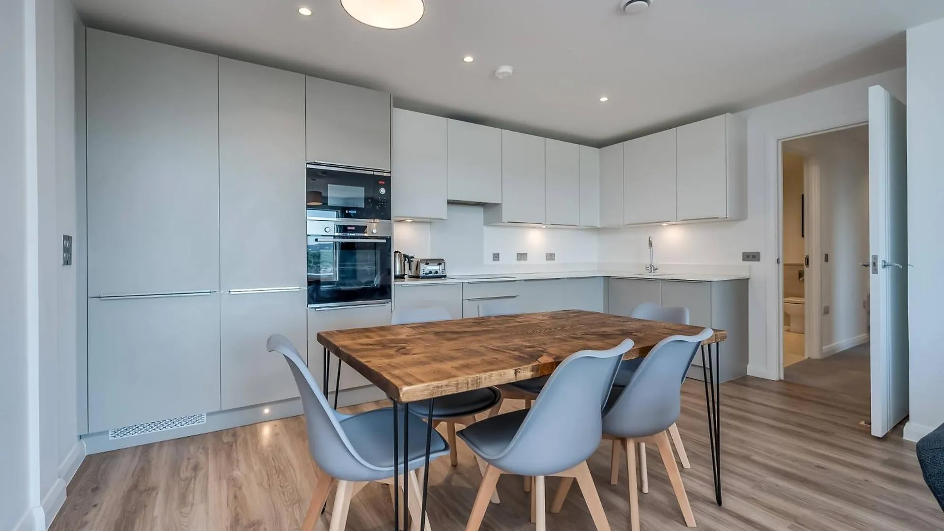 Premium Corporate & Family-Friendly Apartment In Belfast 0*,