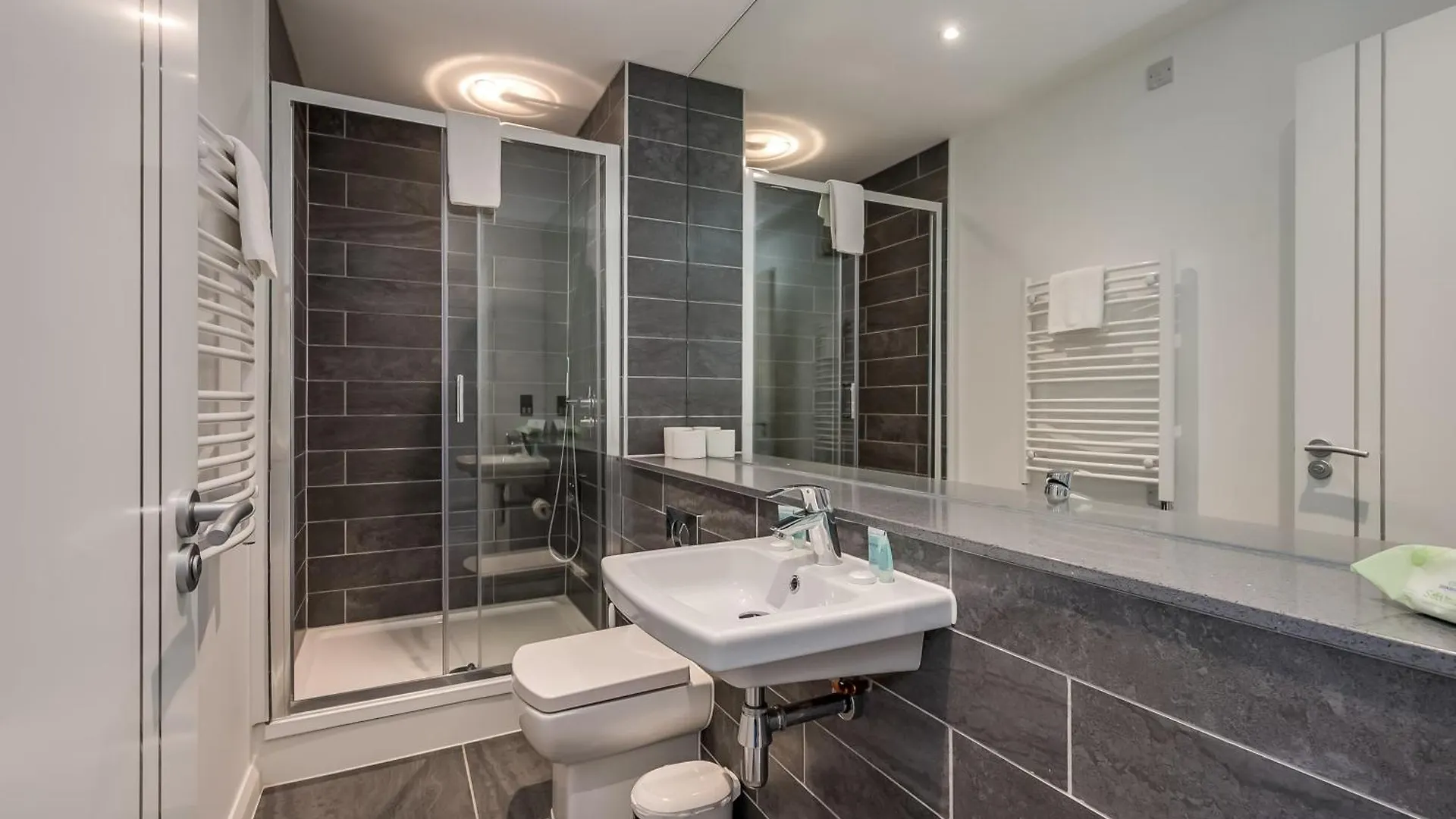 Premium Corporate & Family-Friendly Apartment In Belfast 0*,