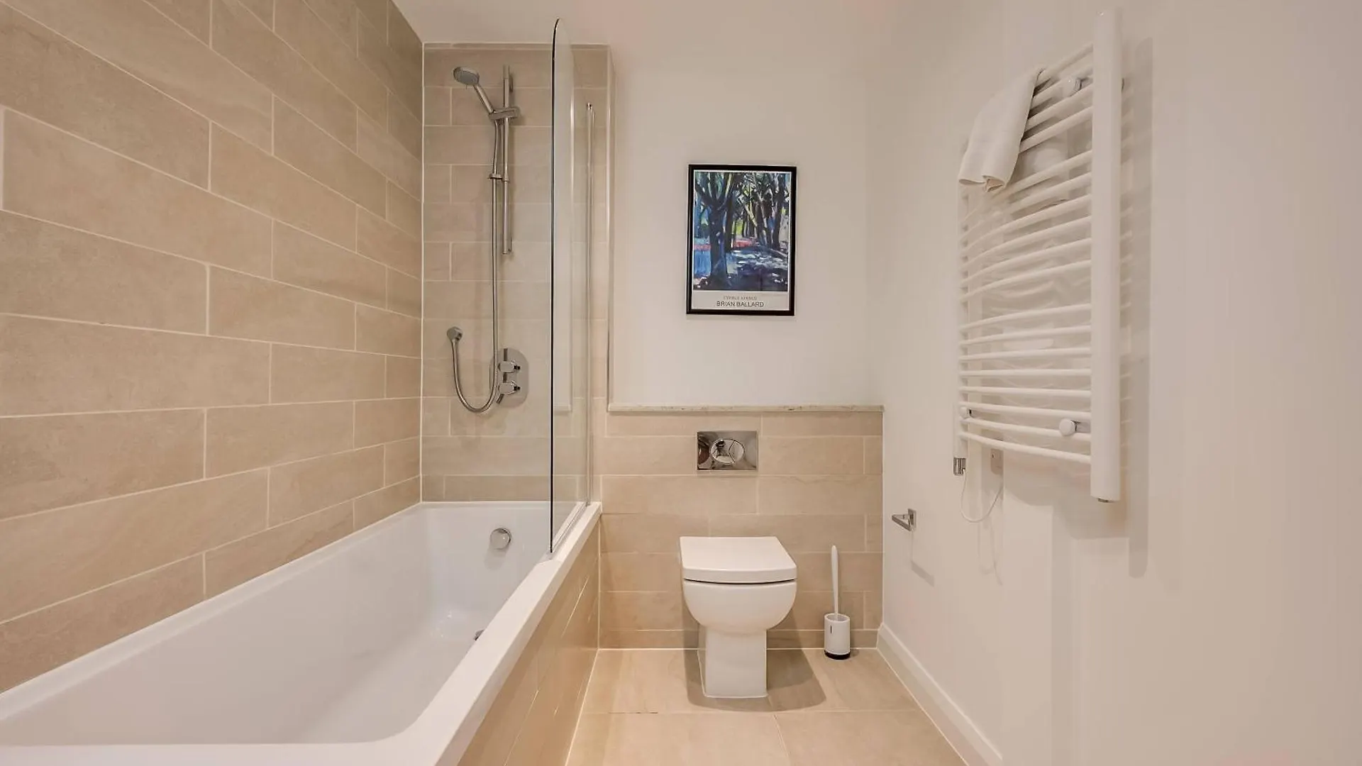 Premium Corporate & Family-Friendly Apartment In Belfast