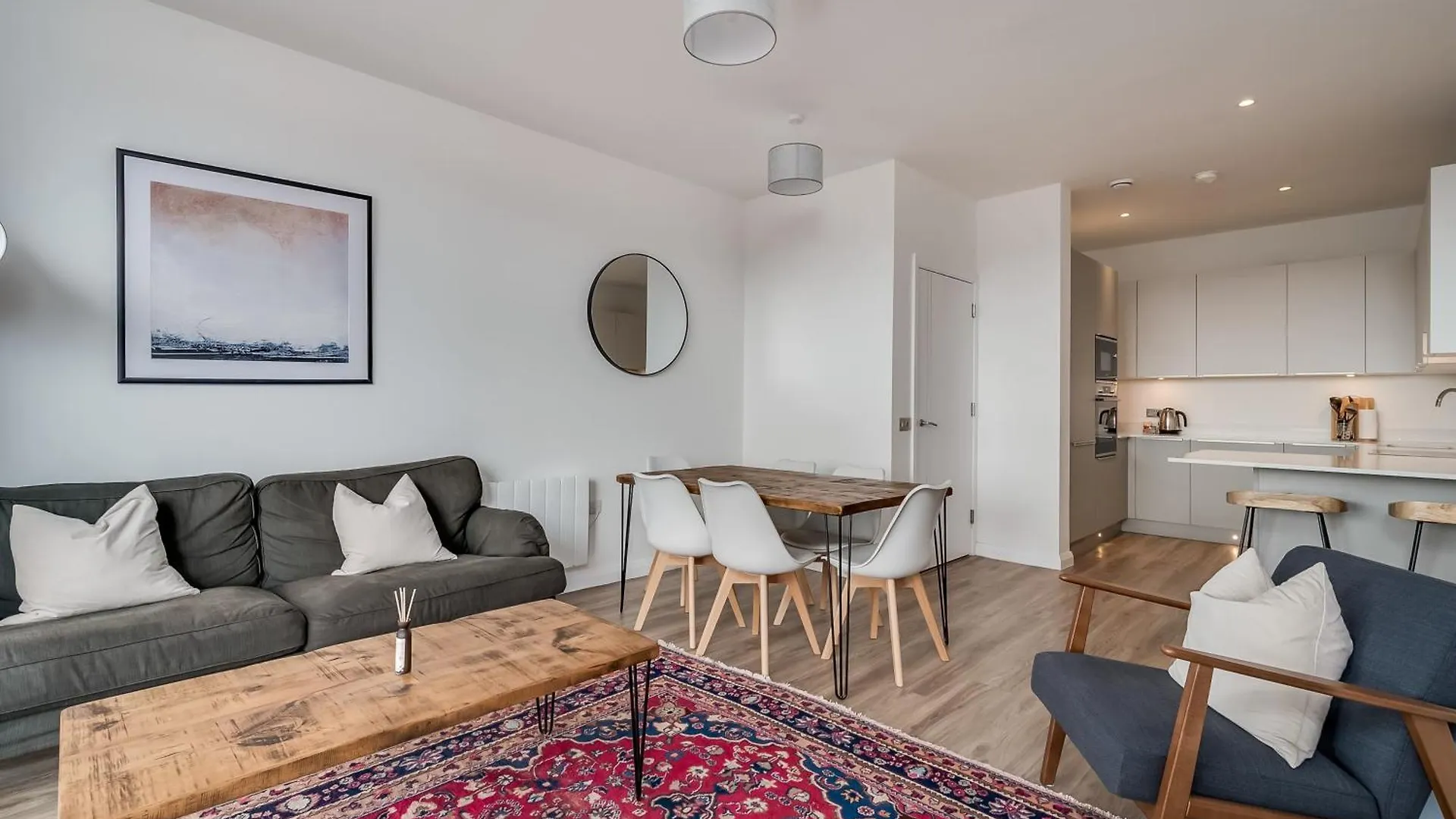 Premium Corporate & Family-Friendly Apartment In Belfast