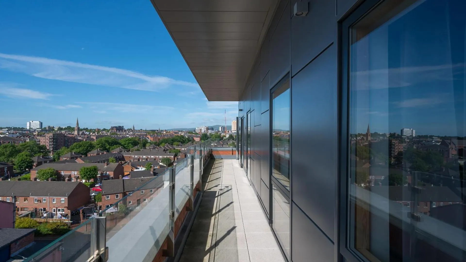 Premium Corporate & Family-Friendly Apartment In Belfast