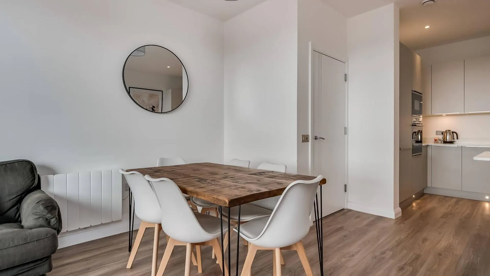 Premium Corporate & Family-Friendly Apartment In Belfast United Kingdom