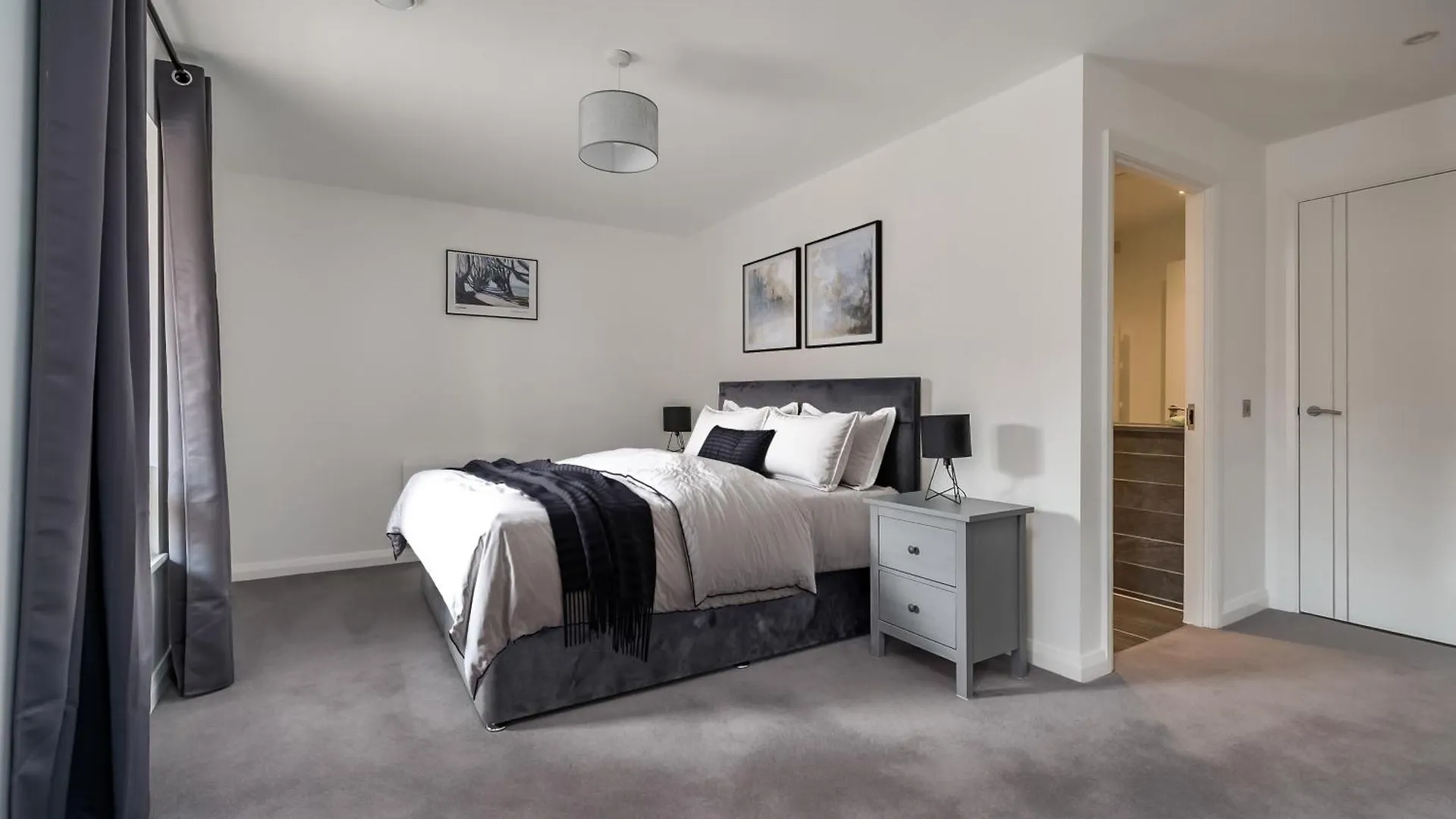 Premium Corporate & Family-Friendly Apartment In Belfast United Kingdom